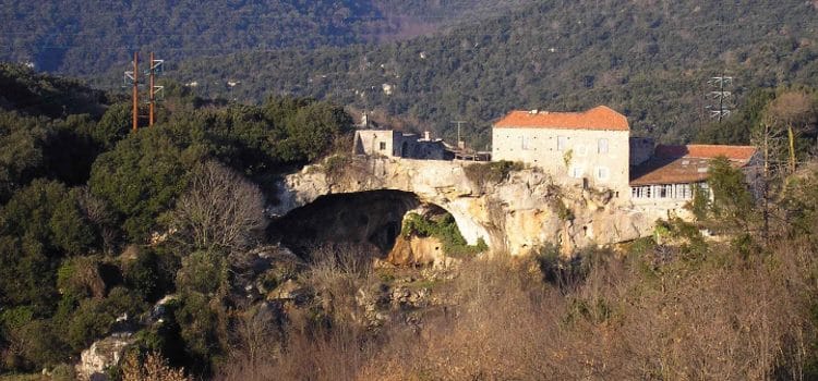 Le Manie, Finale Ligure