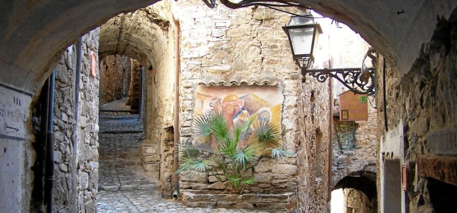 Borgo di Apricale